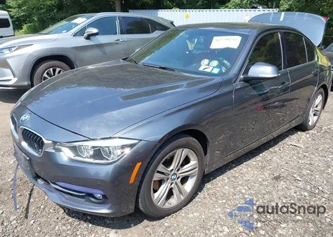2016 BMW 328I xDrive z USA, uszkodzony, nr VIN WBA8E3G54GNU01987